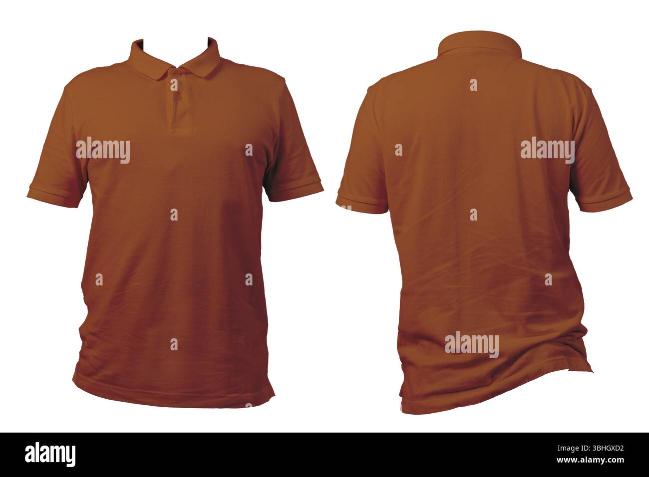 Parte anteriore e posteriore della polo marrone semplice isolata su sfondo bianco, perfetta per il mockup di abbigliamento, il catalogo di moda, il branding, il modello di abbigliamento A. Foto Stock