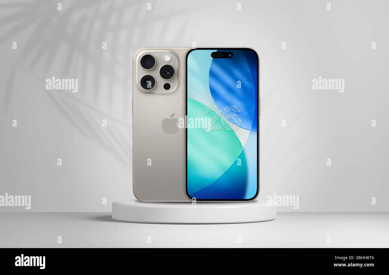 Antalya, Turchia - 10 giugno 2025: Schermo iPhone 16 Pro con il nuovo logo iOS 26, verrà rilasciato il prossimo sistema operativo per gli smartphone Apple Foto Stock