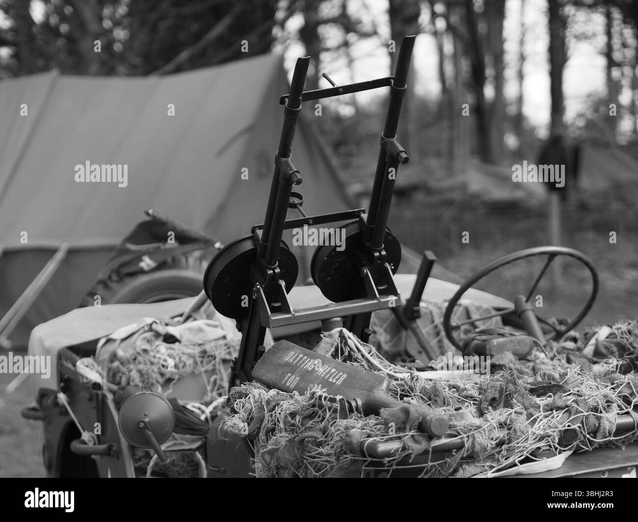 Jeep con due Lewis Guns dall'Operation Market Garden al No Mans Land 2024 a Bodrhyddan Hall Foto Stock