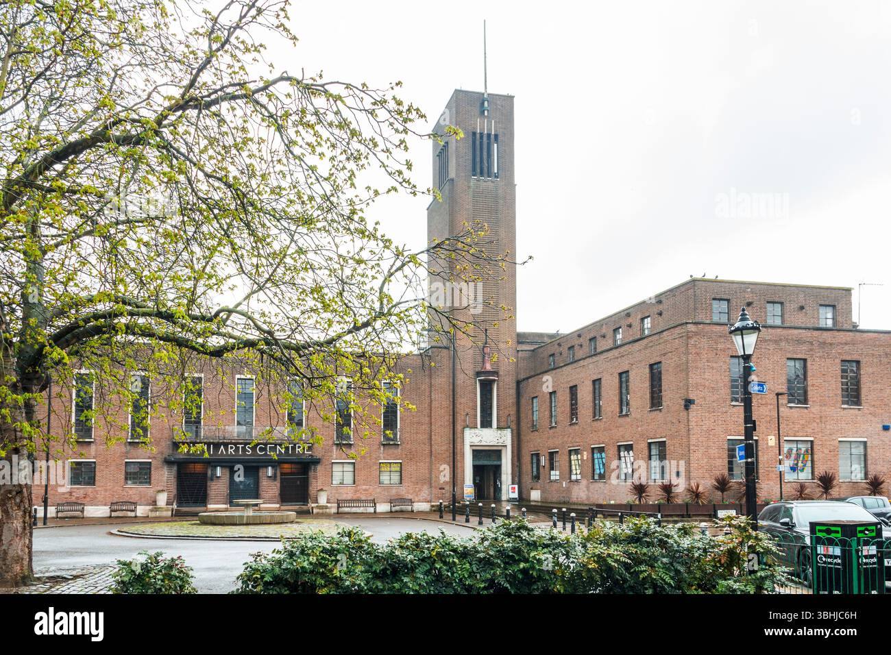 Hornsey Town Hall prima della sua riqualificazione privata, Crouch End, Londra, Regno Unito Foto Stock