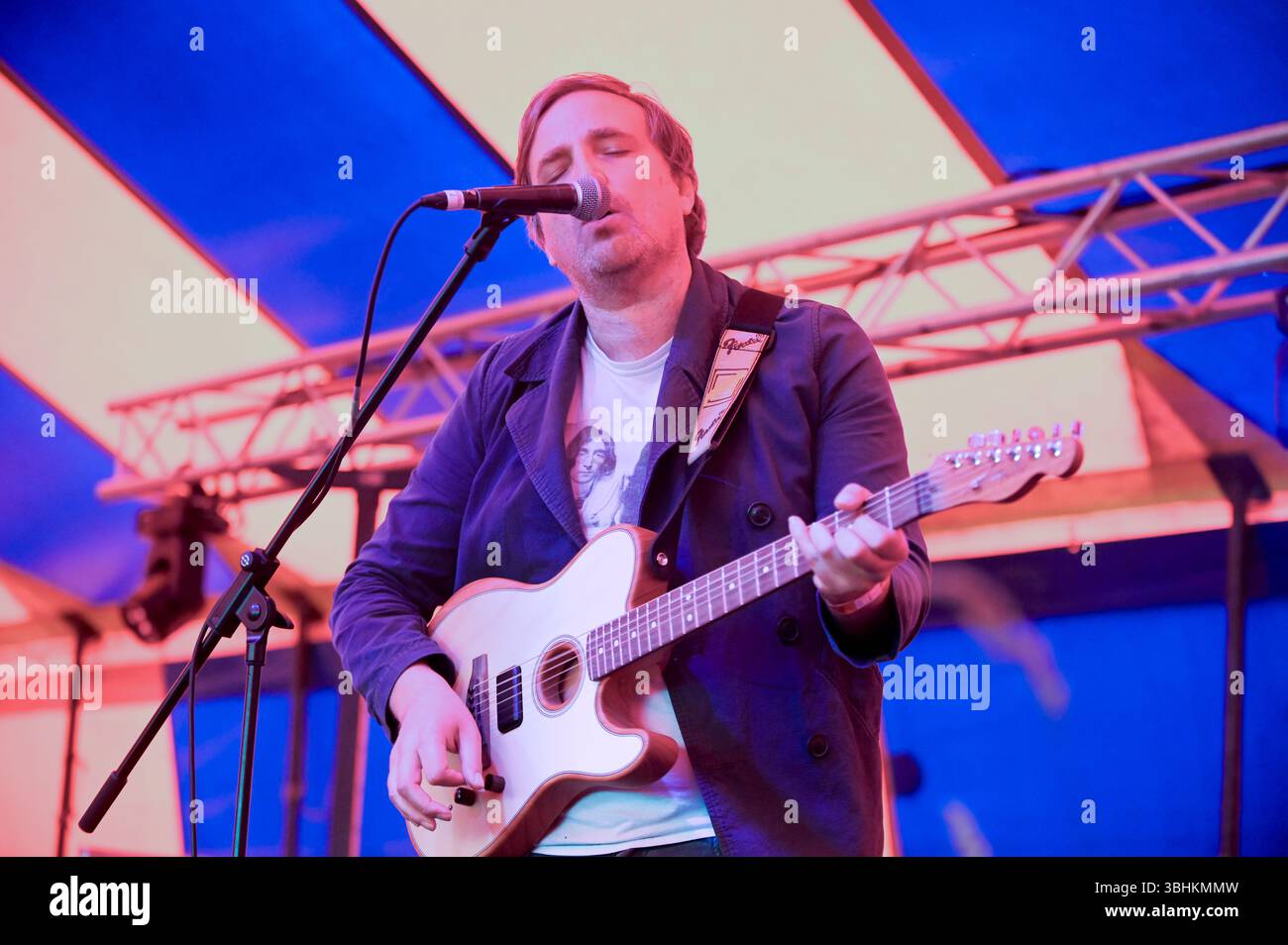 James Walsh di Starsailor Performing al Donny Fest 2025 , Doncaster, Regno Unito Foto Stock