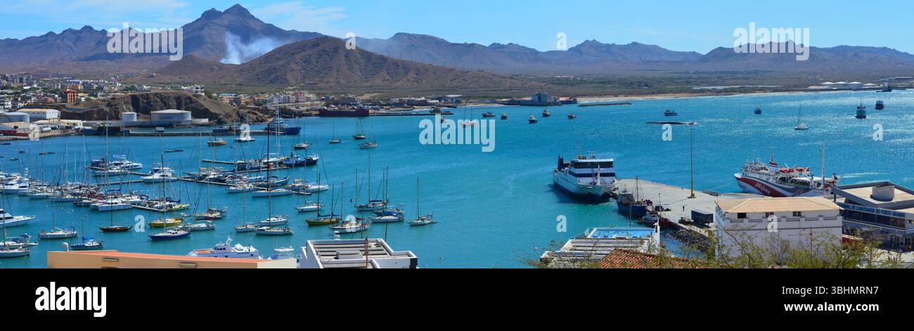 Blue Economy in Africa - porto di Mindelo, isola di Sao Vicente, Cabo Verde Foto Stock
