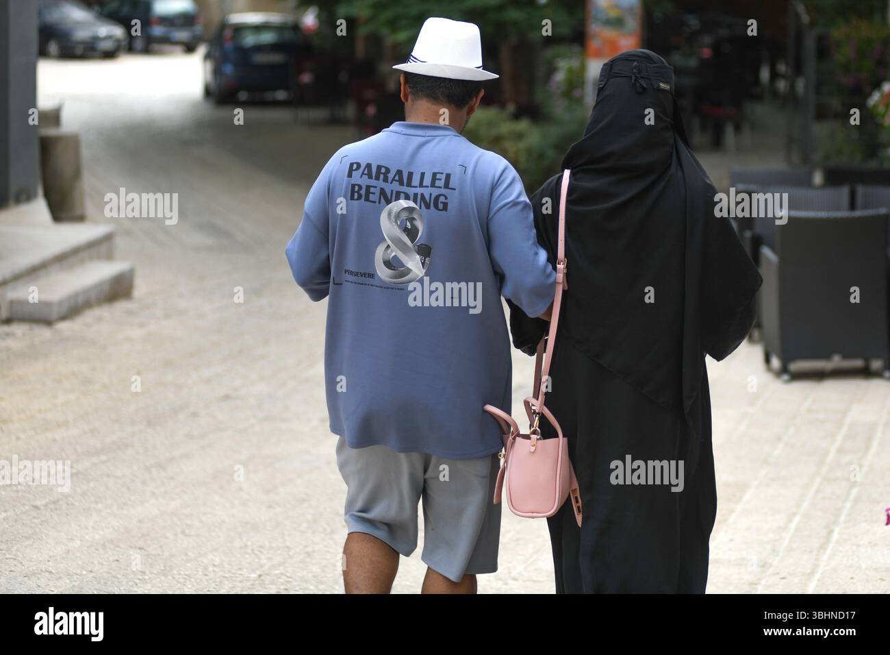 Coppia musulmana a Mostar. Bosnia ed Erzegovina Foto Stock