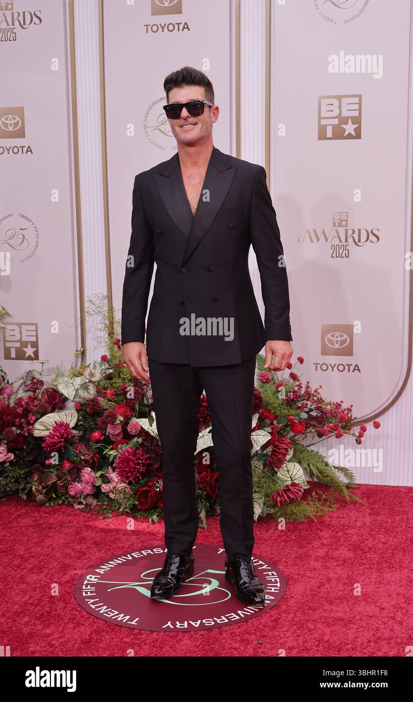 Los Angeles, Stati Uniti. 9 giugno 2025. Robin Thicke partecipa ai BET Awards 2025 al Peacock Theater. Credito: SOPA Images Limited/Alamy Live News Foto Stock