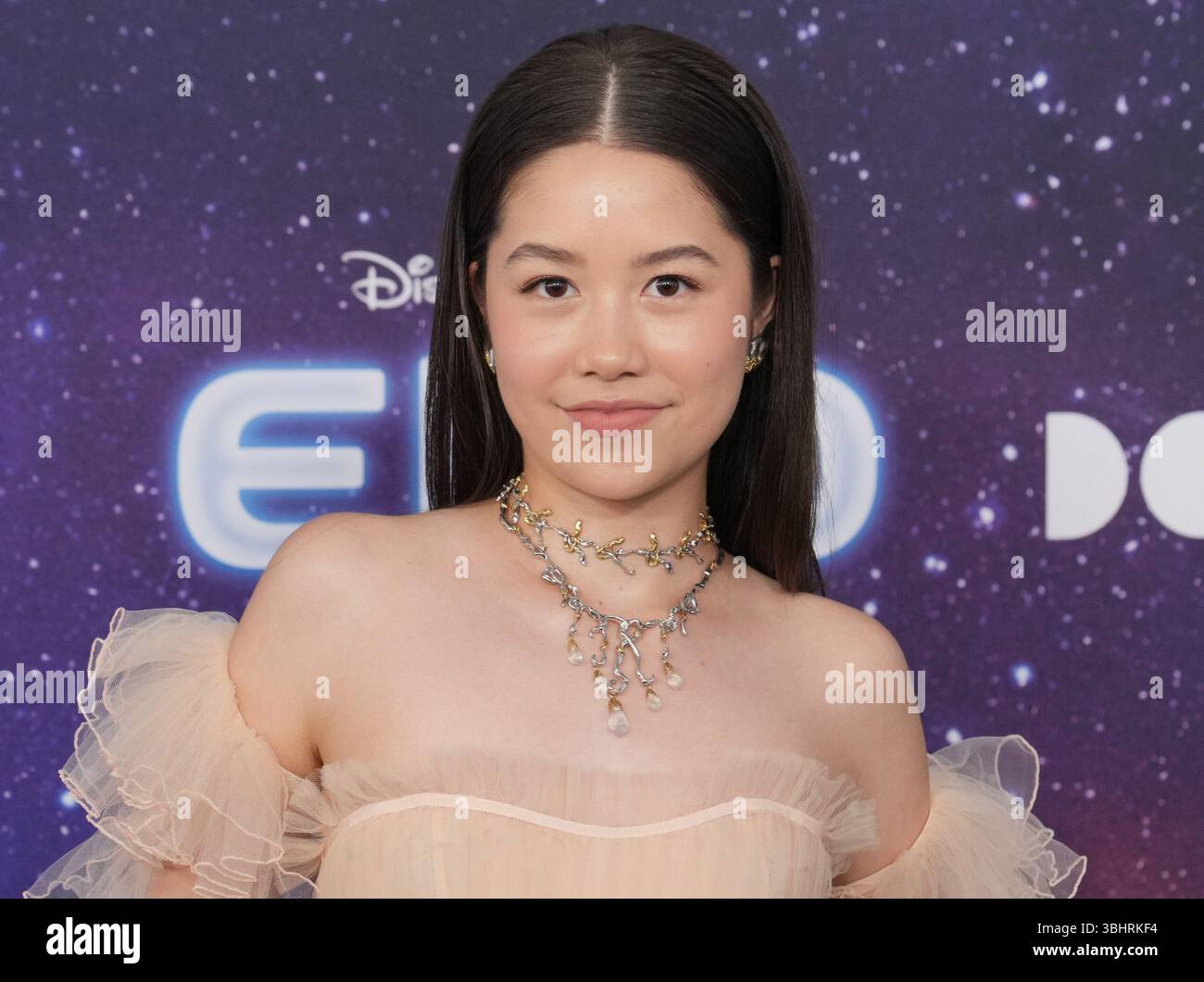 Los Angeles, Stati Uniti. 10 giugno 2025. Trinity Jo-li Bliss arriva alla prima mondiale ELIO della Disney Pixar, tenutasi all'El Capitan Theatre di Hollywood, CA, martedì 10 giugno 2025. (Foto di Sthanlee B. Mirador/Sipa USA) credito: SIPA USA/Alamy Live News Foto Stock