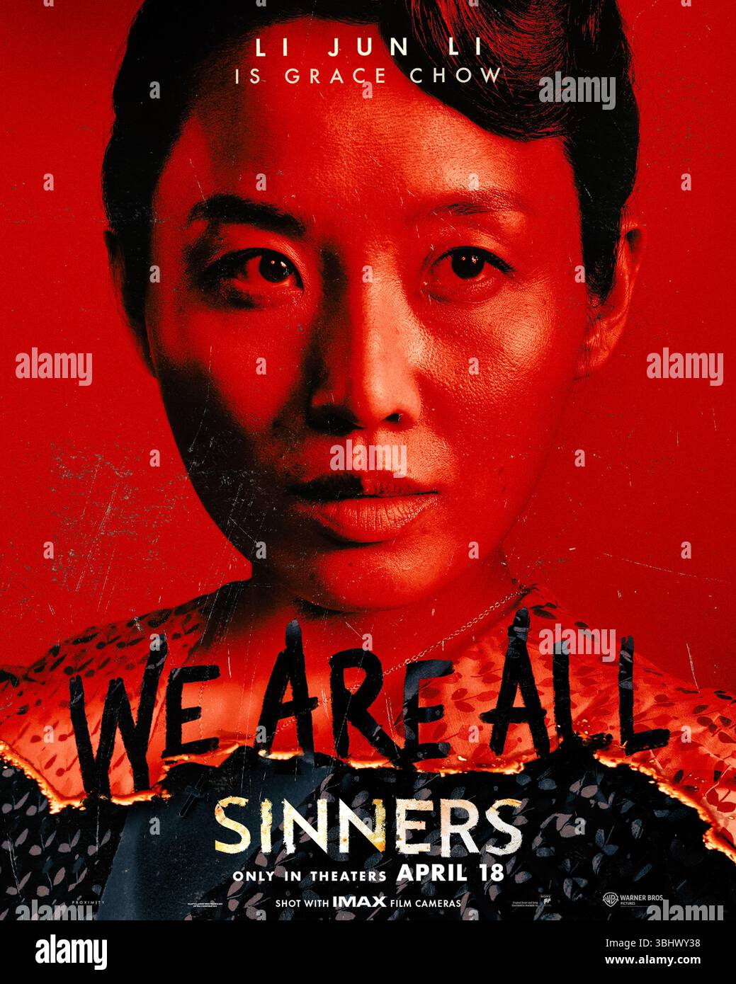Sinners (2025) diretto da Ryan Coogler e interpretato da li Jun li nel ruolo di Grace Chow. Ambientato nel 1932 nel Mississippi, i fratelli gemelli tornano nella loro città natale sperando in un nuovo inizio, solo per affrontare un male soprannaturale che minaccia la loro comunità. SOLO PER USO EDITORIALE PER poster di caratteri USA. Crediti: BFA / Warner Bros Foto Stock