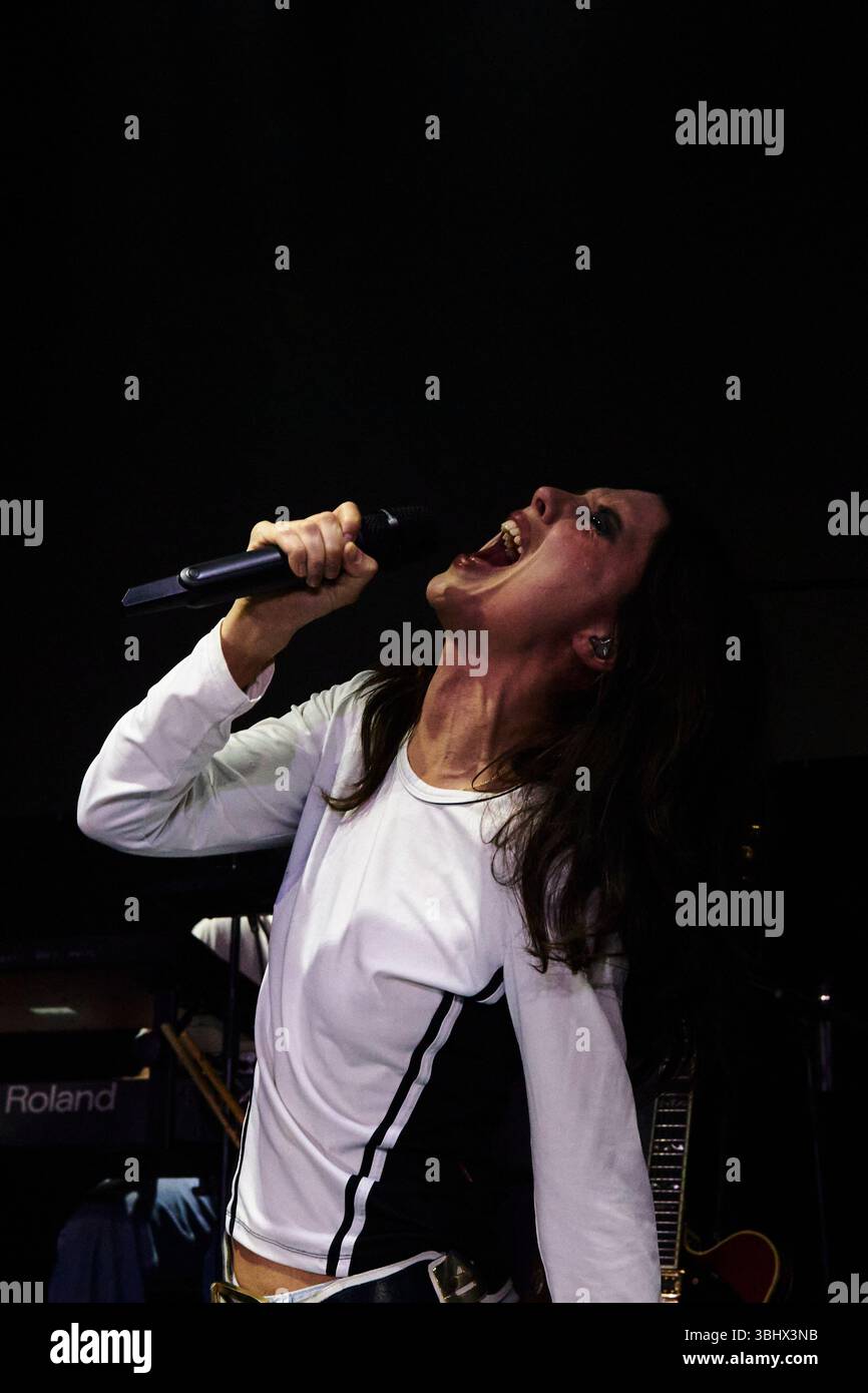 Teatro Barceló presenta un'esclusiva vetrina dal vivo di Wolf Alice, Madrid-Spagna Foto Stock