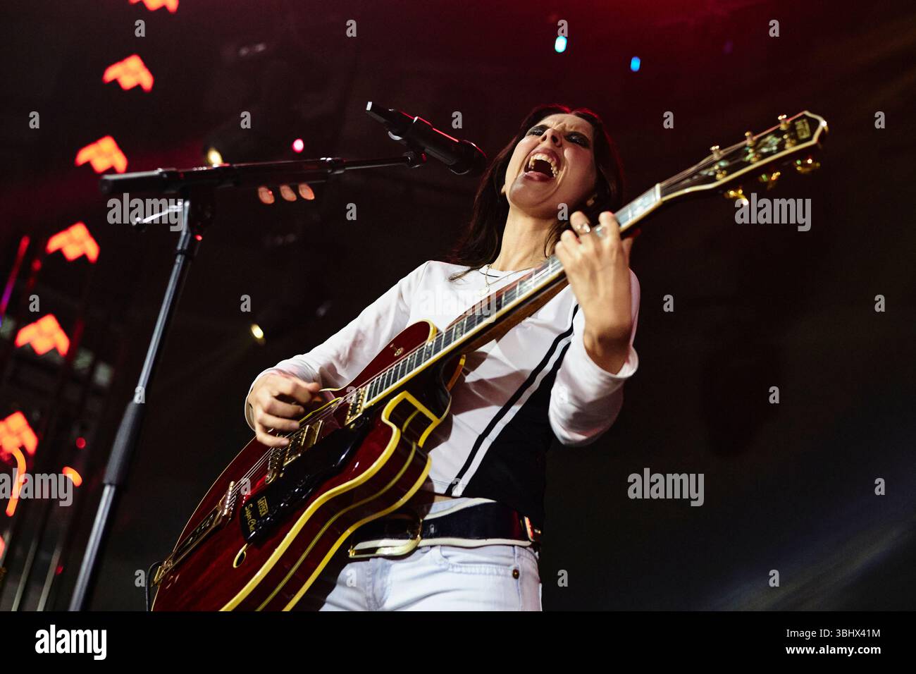 Teatro Barceló presenta un'esclusiva vetrina dal vivo di Wolf Alice, Madrid-Spagna Foto Stock