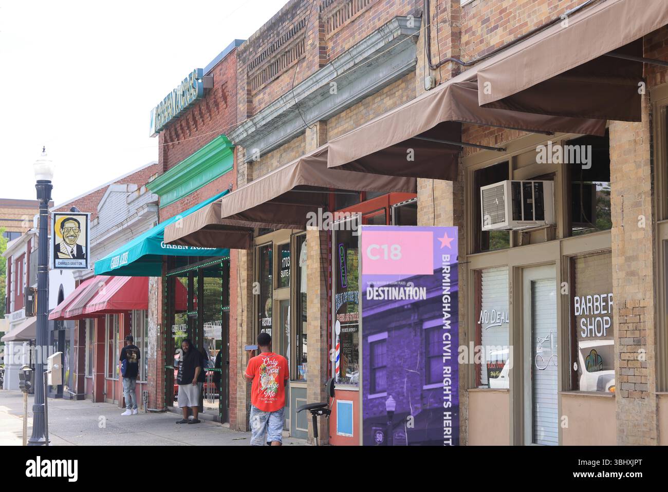 Fourth Avenue Historic District a Birmingham, Alabama. Dopo il 1900 le leggi sulla segregazione Jim Crow hanno costretto la comunità degli affari neri in quest'area, Foto Stock