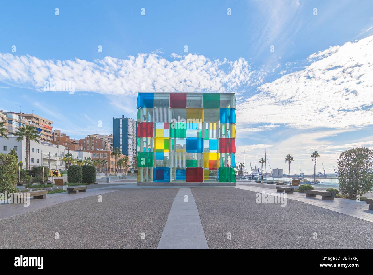 Malaga, Spagna - 22 ottobre 2024: Centro Pompidou a Malaga, Andalusia. Foto Stock