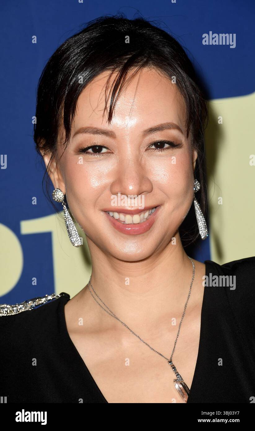 La produttrice Rachel Tan partecipa alla prima di Los Angeles di "Worth the Wait" tenutasi al London Hotel. Foto Stock