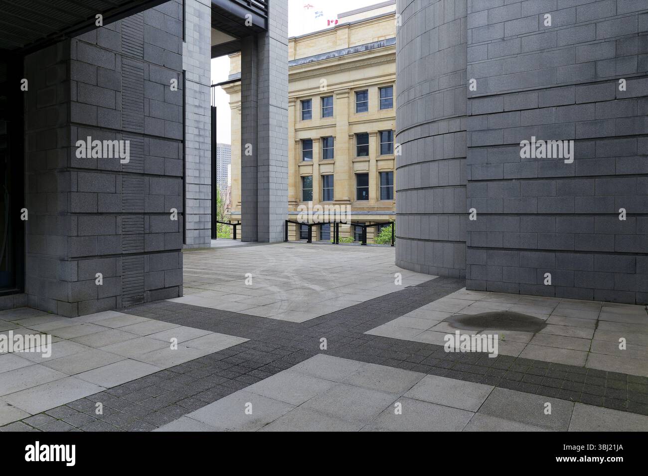 Architettura, edificio moderno vicino al tribunale municipale, Montreal, provincia del Quebec, Canada, Nord America Foto Stock