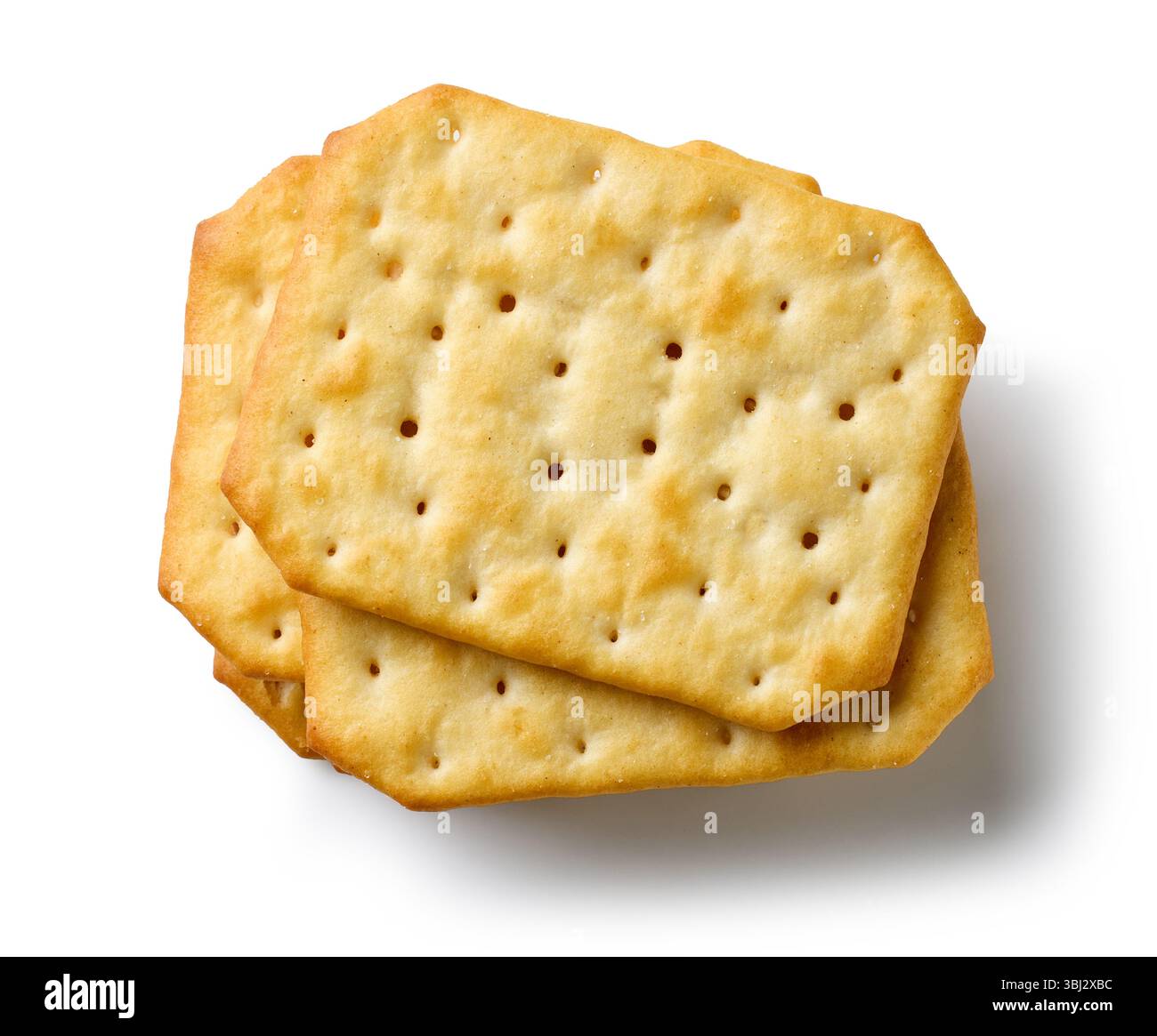pila di cracker isolati su sfondo bianco, vista dall'alto Foto Stock