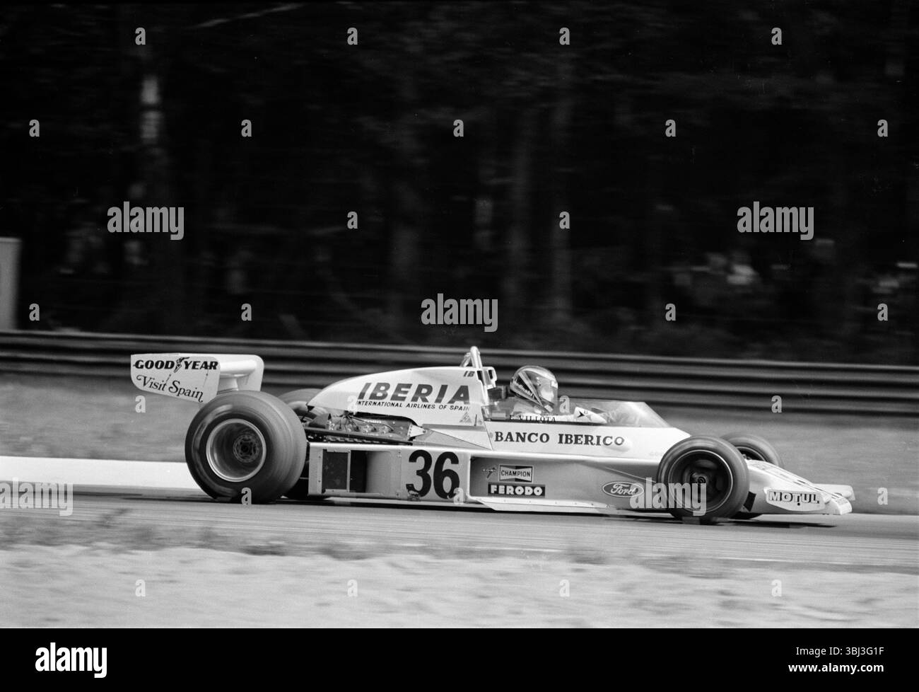 1977 Emilio de Villota McLaren M23 Gran Premio d'Italia di Formula 1 autodromo di Monza Hasselblad Imacon Flextight Scan Foto Stock
