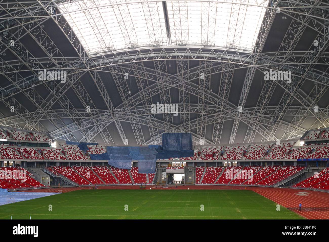 Una foto del Singapore National Stadium da 55 000 posti al Singapore Sports Hub. Foto Stock