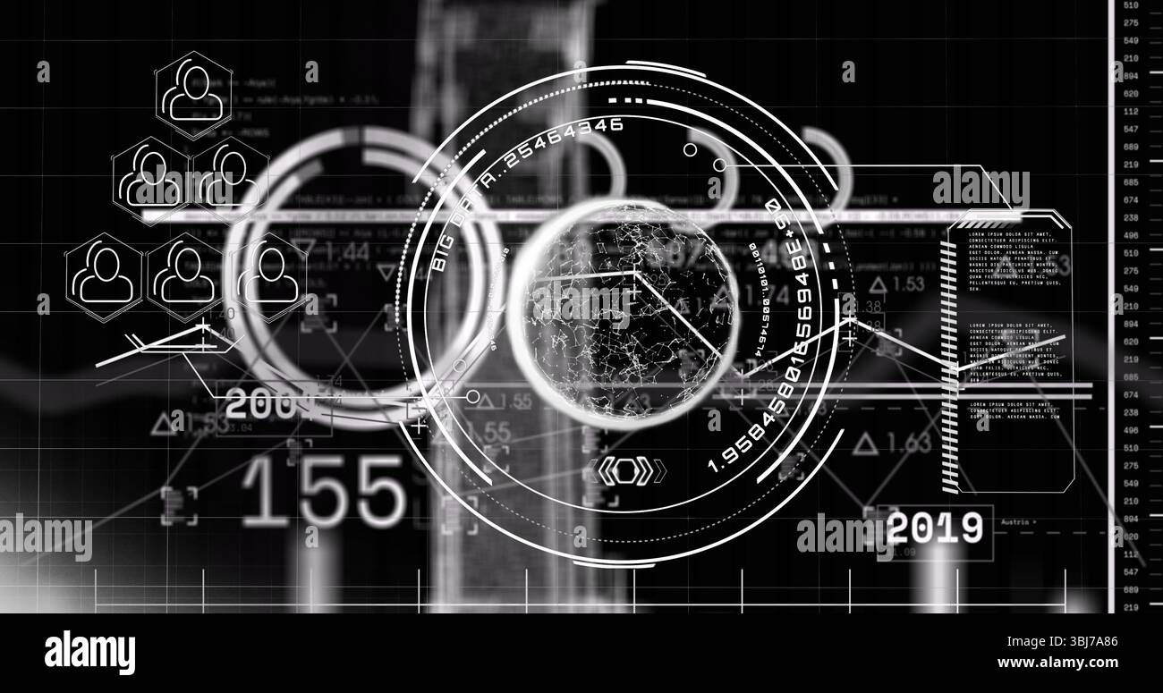 Visualizzazione dell'HUD circolare centrale sullo sfondo del laboratorio, con anelli olografici e letture numeriche Foto Stock