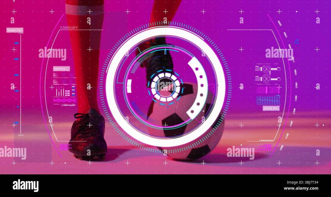 Bilanciamento della palla da calcio sotto scarpe nere e calze rosse alte al ginocchio sul pavimento dello studio, con grafica HUD Foto Stock Bilanciamento della palla da calcio sotto scarpe nere e calze rosse alte al ginocchio sul pavimento dello studio, con grafica HUD Foto Stock