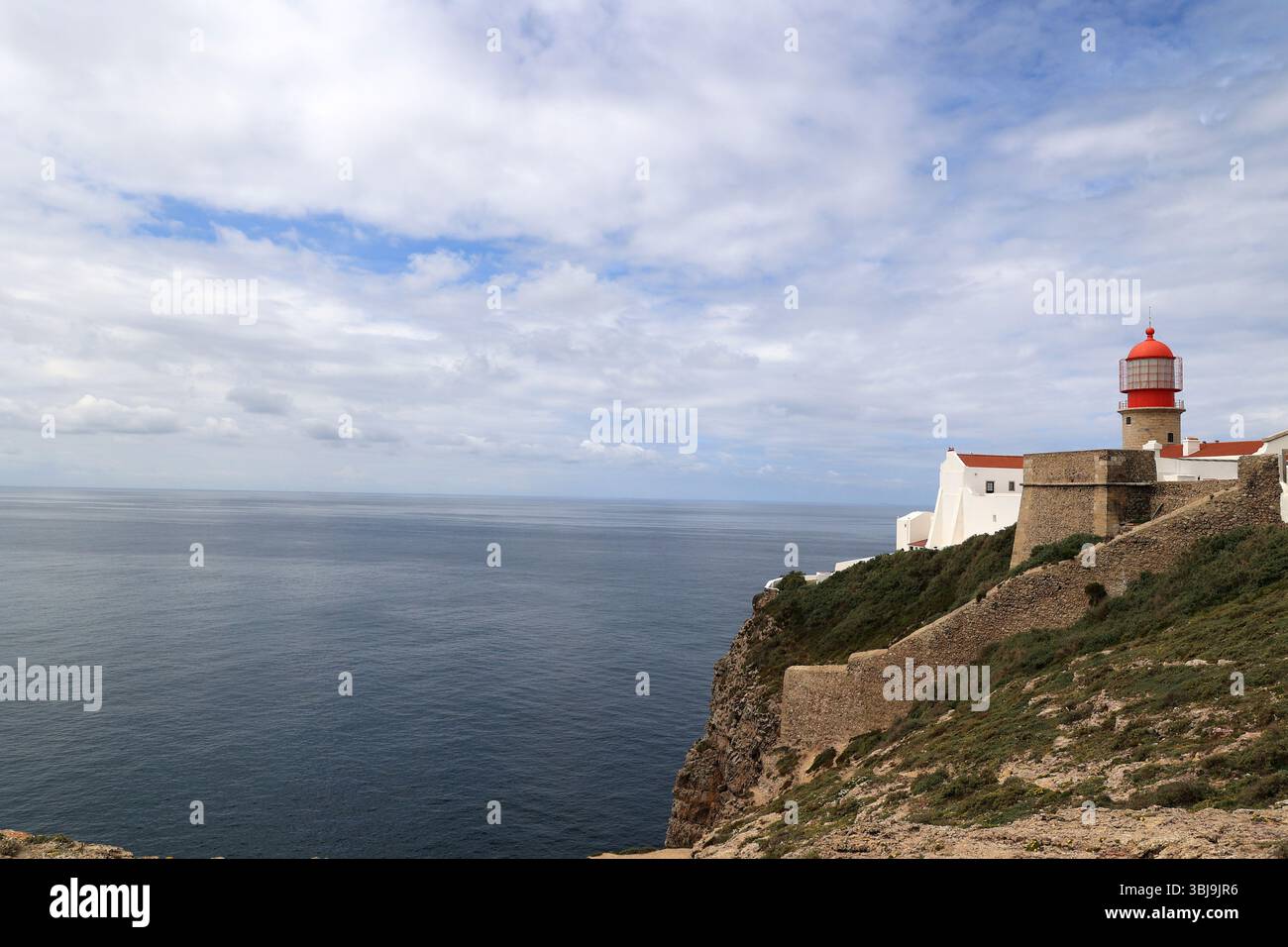 Faro a Cabo de Sao Vicente sul punto più occidentale dell'Europa, Algarve, Portogallo Foto Stock