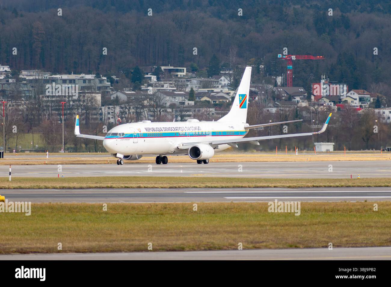 Zurigo, Svizzera, 23 gennaio 2025 T7-RDC Congo Government Boeing 737-9JA Aircraft è in fase di rullaggio durante il forum economico mondiale di Davos Foto Stock