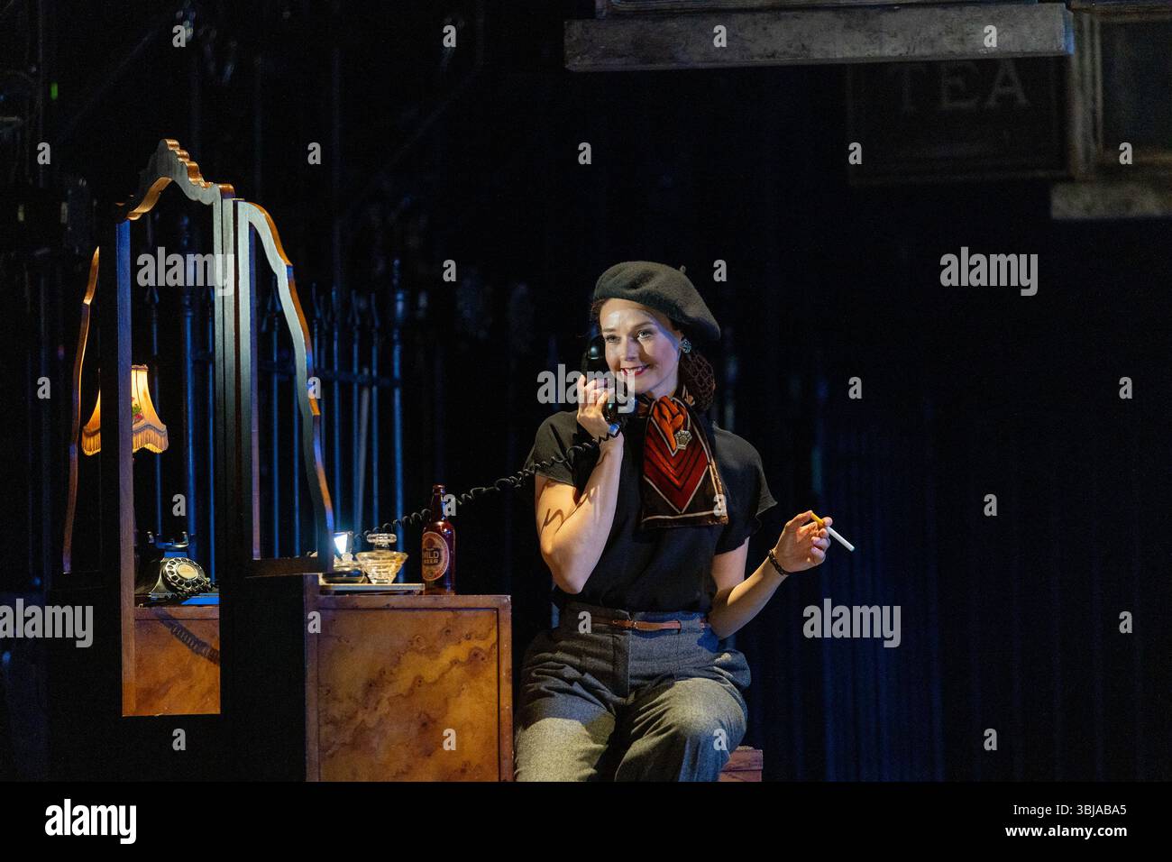 Daisy May Kemp (netta Longdon) in THE MIDNIGHT BELL at Sadler's Wells, Rosebery Avenue, London EC1 12/06/2025 a New Adventures Production coreograph Foto Stock
