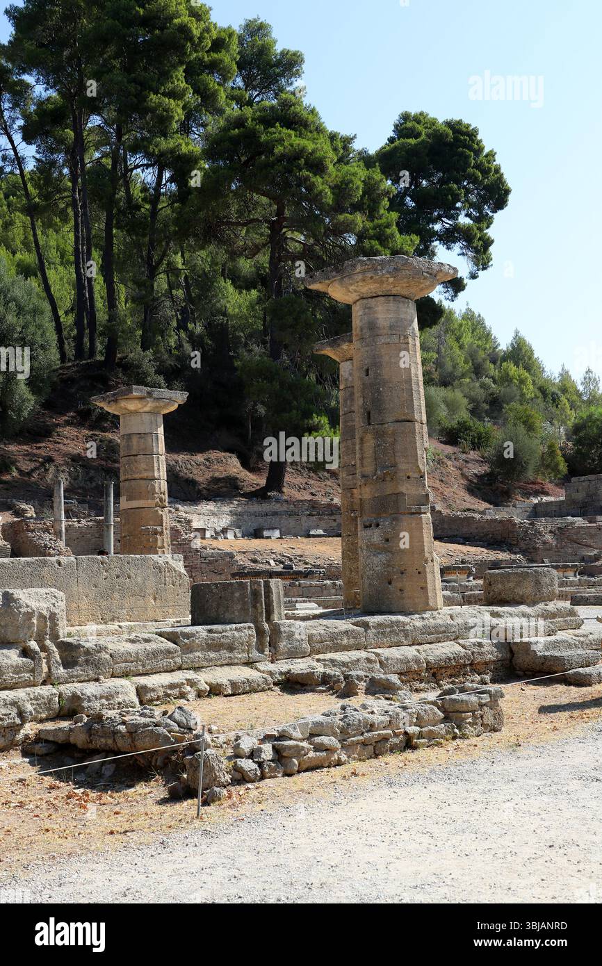 Rovine restaurate del Tempio di era, antico Tempio greco dorico ad Olimpia, Grecia, Europa. Foto Stock