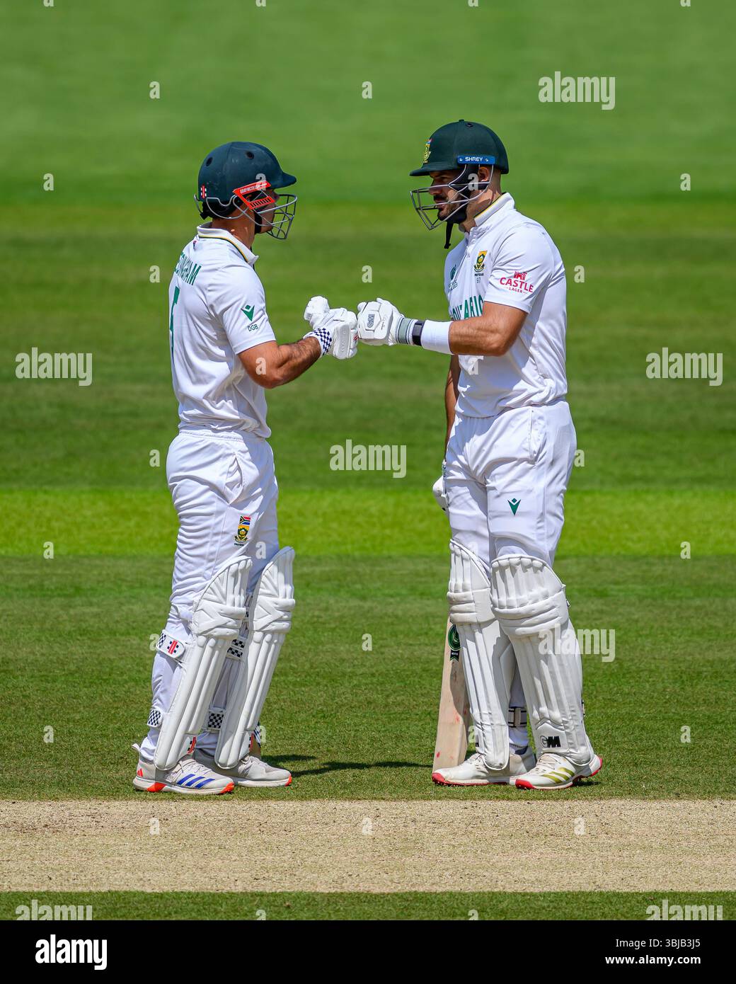 LONDRA, REGNO UNITO. 14 giugno: David Bedingham del Sud Africa (a sinistra) e Aiden Markram del Sud Africa (a destra) durante la finale del Campionato del mondo di test 2025 ICC Australia vs Sud Africa al Lord's Cricket Ground sabato 14 giugno 2025 a LONDRA, REGNO UNITO. Crediti: Taka Wu/Alamy Live News Foto Stock