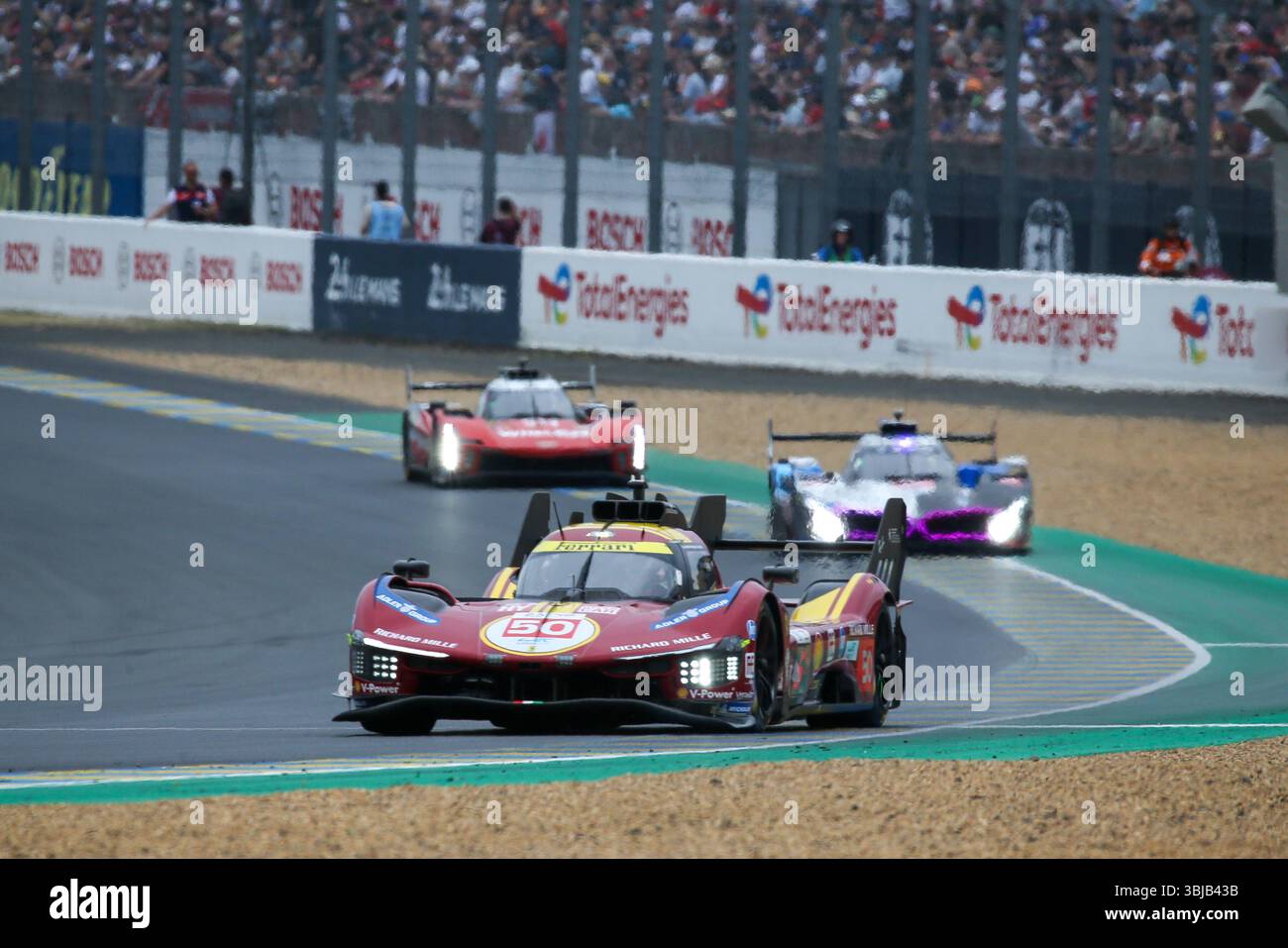 Le Mans, Francia. 14 giugno 2025. Ferrari AF Corse (50) Antonio fuoco (ITA) Nicklas Nielsen (DEN) Miguel Molina (ESP), durante la 24 ore di le Mans 2025, le Mans, Francia. Crediti: Gabriele Lanzo / Alessio Morgese / Alamy live news Foto Stock