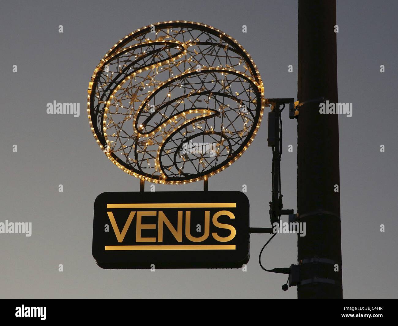 Elemento luminoso pianeta Venere sul sentiero del pianeta dei riformatori a Magdeburgo, Magdeburgo, DE Foto Stock
