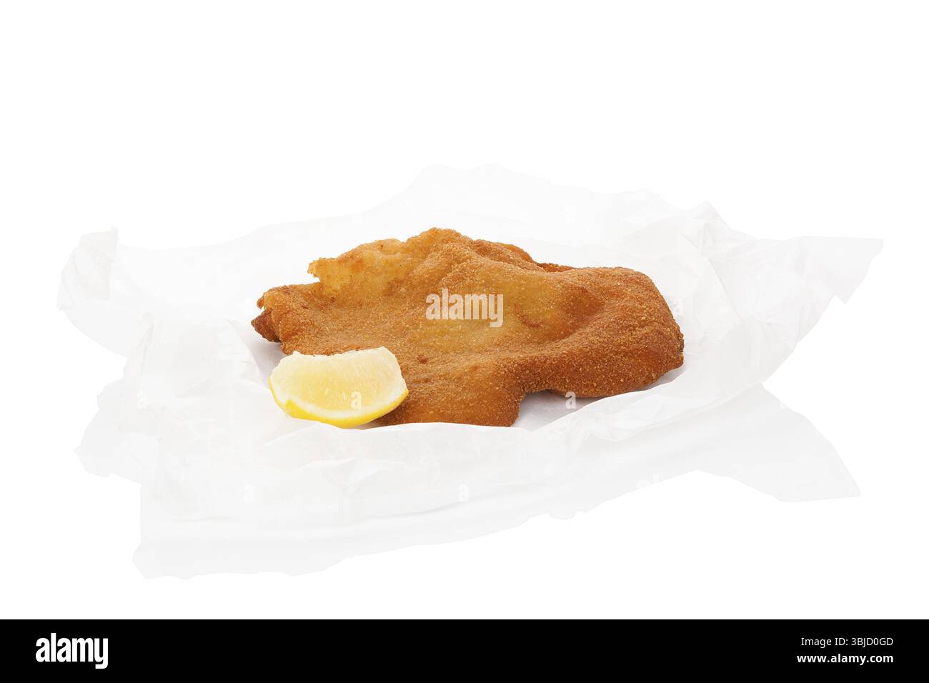 Deliziosa schnitzel wiener su carta da forno isolata su sfondo bianco. Linguaggio delle immagini moderno e fresco. Arte culinaria Foto Stock