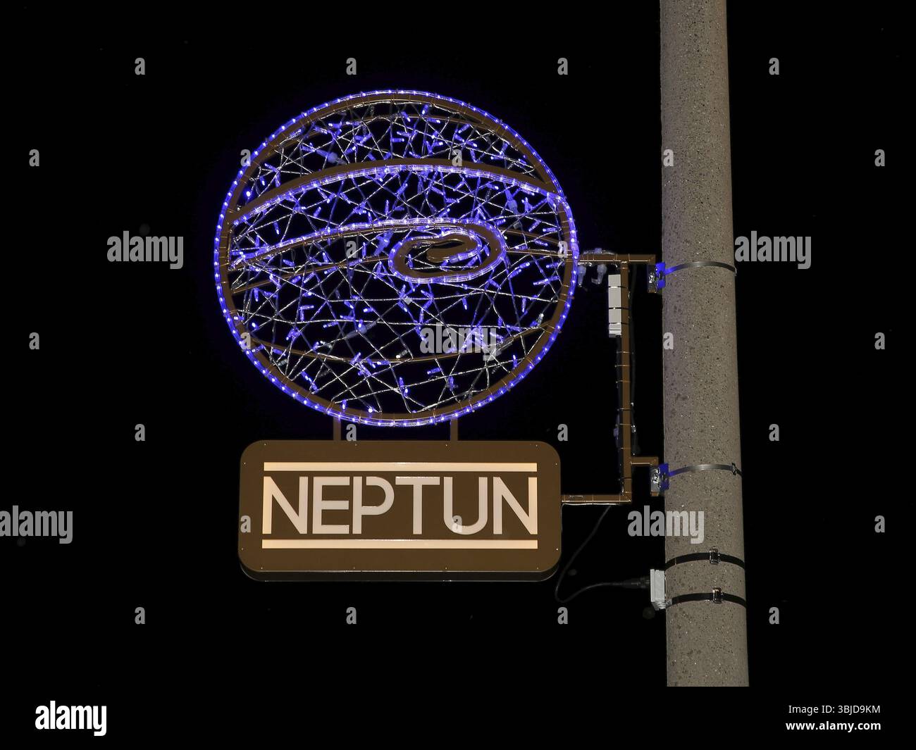 Elemento luminoso del pianeta Nettuno sul Reformer Planet Trail a Magdeburgo, Magdeburgo, DE Foto Stock