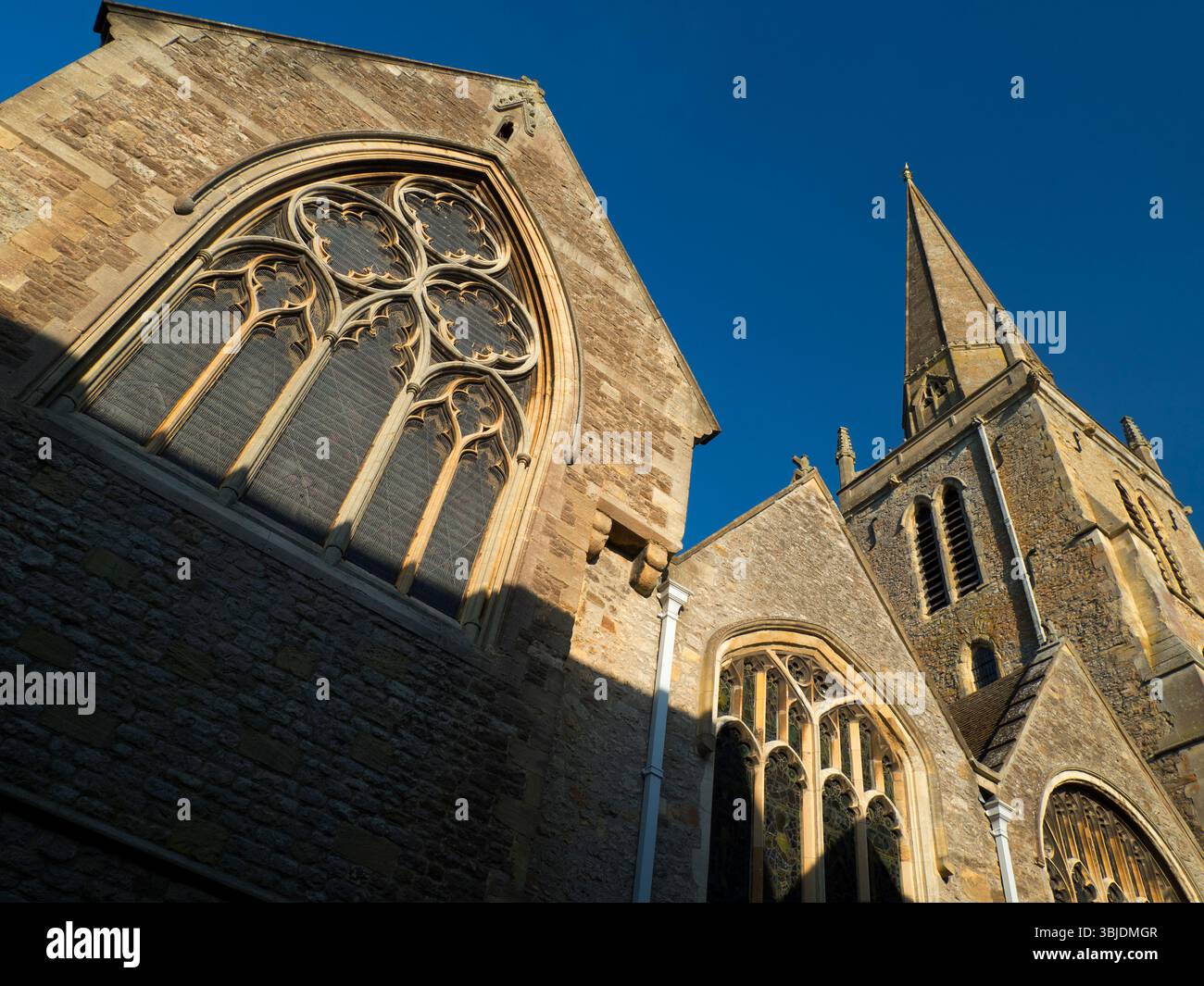 Chiesa di Sant'Elena sul Tamigi ad Abingdon. Un luogo di culto cristiano è stato in questo luogo dall'anno 995. In effetti, una cattedrale sassone potrebbe Foto Stock