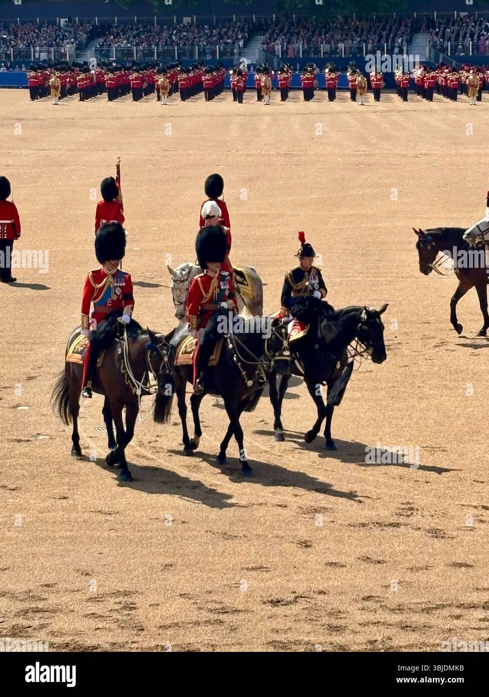 Trooping the Colour 2025 - Immagine stock catturata con smartphone