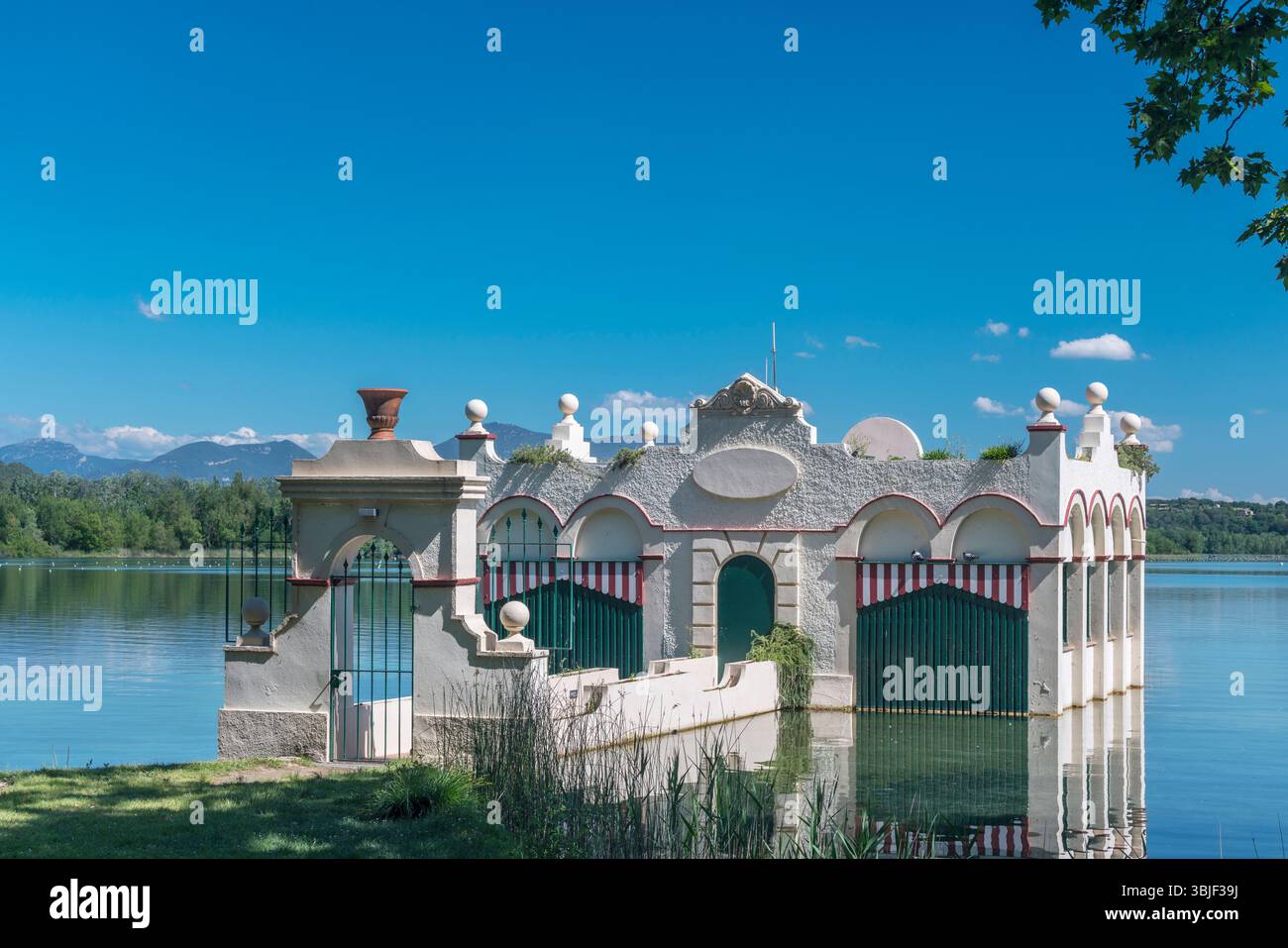 PESQUERA MARIMON BOATHOUSE LAGO DI BANYOLES PLA DE L’ESTANY GIRONA CATALOGNA SPAGNA Foto Stock