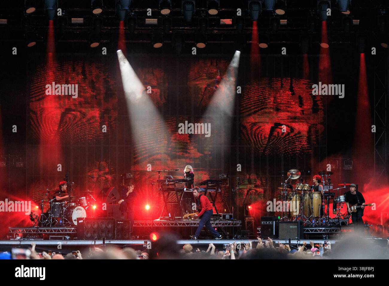 Oslo, Norvegia. 14 giugno 2025. La band inglese Faithless esegue un concerto dal vivo durante il festival musicale norvegese Piknik i Parken 2025 a Oslo. Foto Stock