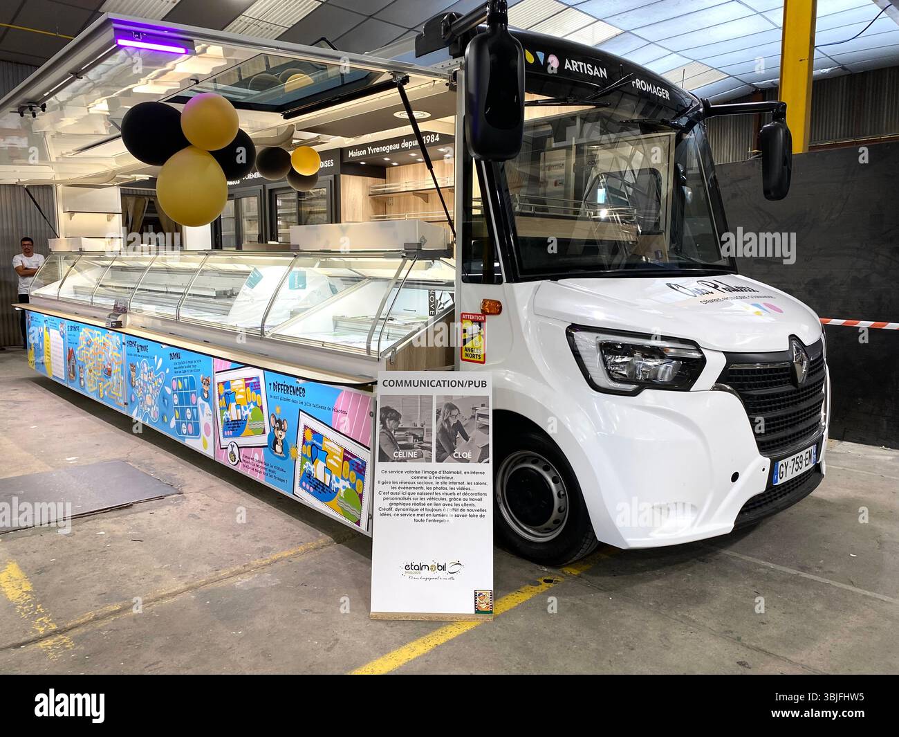 Etalmobile food truck Parthenay Francia Foto Stock