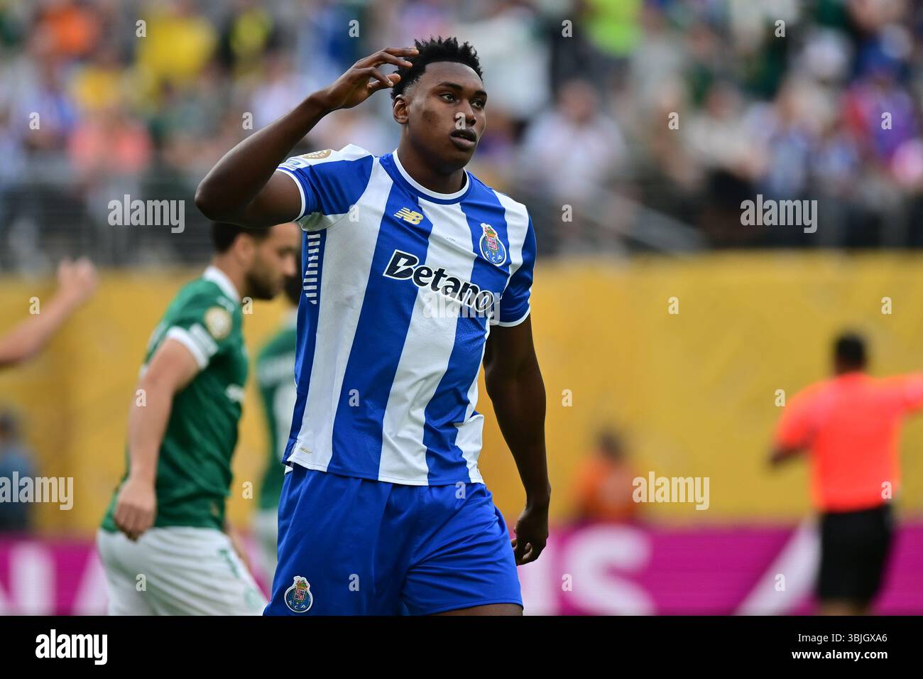 NEW YORK (NY), 06/15/2025 - CLUB WORLD CUP/PALMEIRAS X PORTO (POR) - Aghehowa da Porto (POR) , durante la partita tra PALMEIRAS X PORTO (POR), valida per il primo round della fase a gironi della Coppa del mondo FIFA Club 2025, tenutasi presso il MetLife Stadium di New York, la notte di questa domenica 15. (Foto: Eduardo Carmim/Alamy Live News) Foto Stock