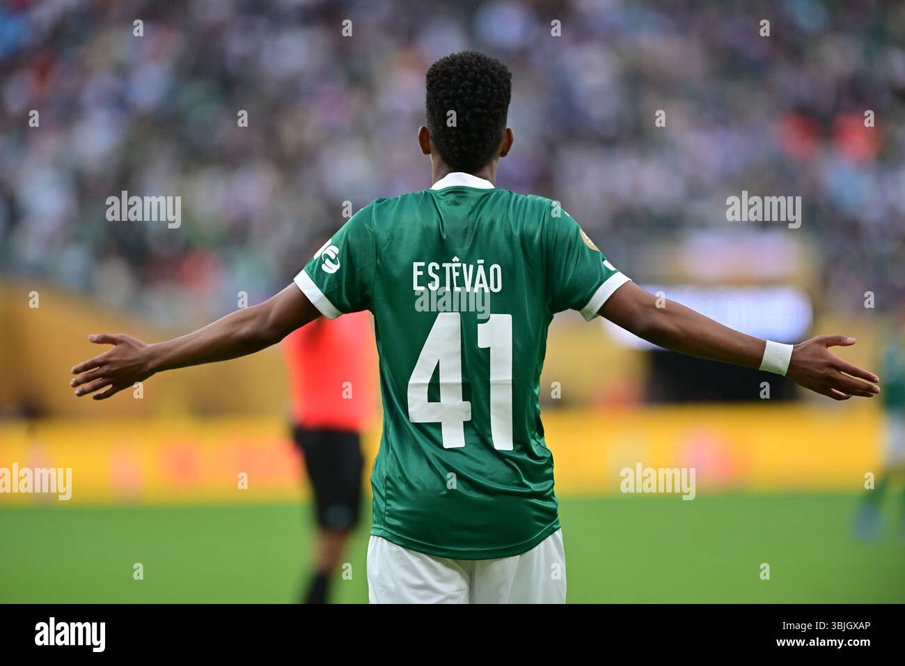 NEW YORK (NY), 06/15/2025 - CLUB WORLD CUP/PALMEIRAS X PORTO (POR) - Estevão da Palmeiras , durante la partita tra PALMEIRAS X PORTO (POR), valida per il primo round della fase a gironi della Coppa del mondo FIFA Club 2025, tenutasi presso il MetLife Stadium di New York, la notte di questa domenica 15. (Foto: Eduardo Carmim/Alamy Live News) Foto Stock