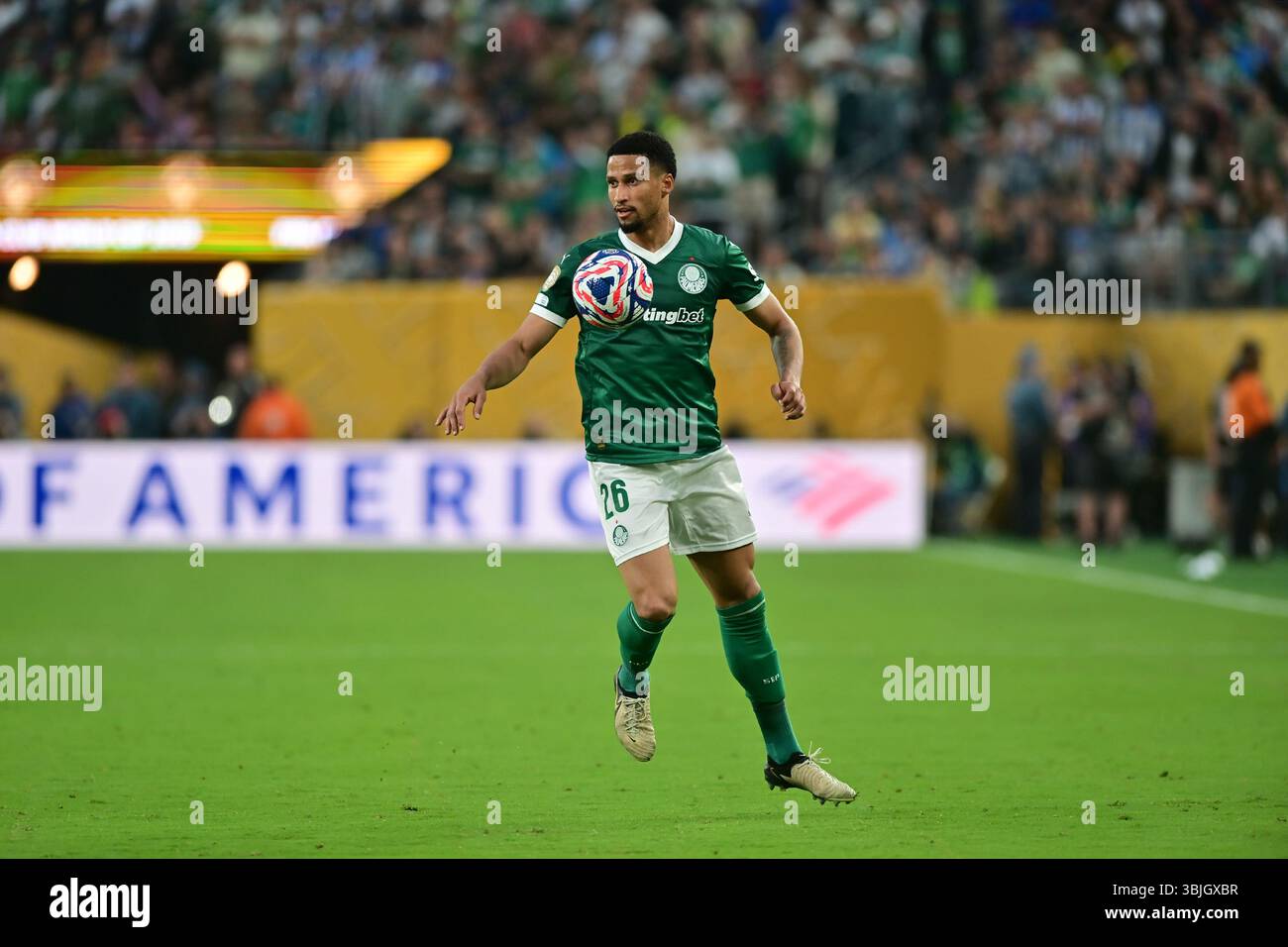 NEW YORK (NY), 06/15/2025 - CLUB WORLD CUP/PALMEIRAS X PORTO (POR) - Murilo di Palmeiras , durante la partita tra PALMEIRAS X PORTO (POR), valida per il primo round della fase a gironi della Coppa del mondo FIFA Club 2025, tenutasi presso il MetLife Stadium di New York, nella notte di questa domenica 15. (Foto: Eduardo Carmim/Alamy Live News) Foto Stock