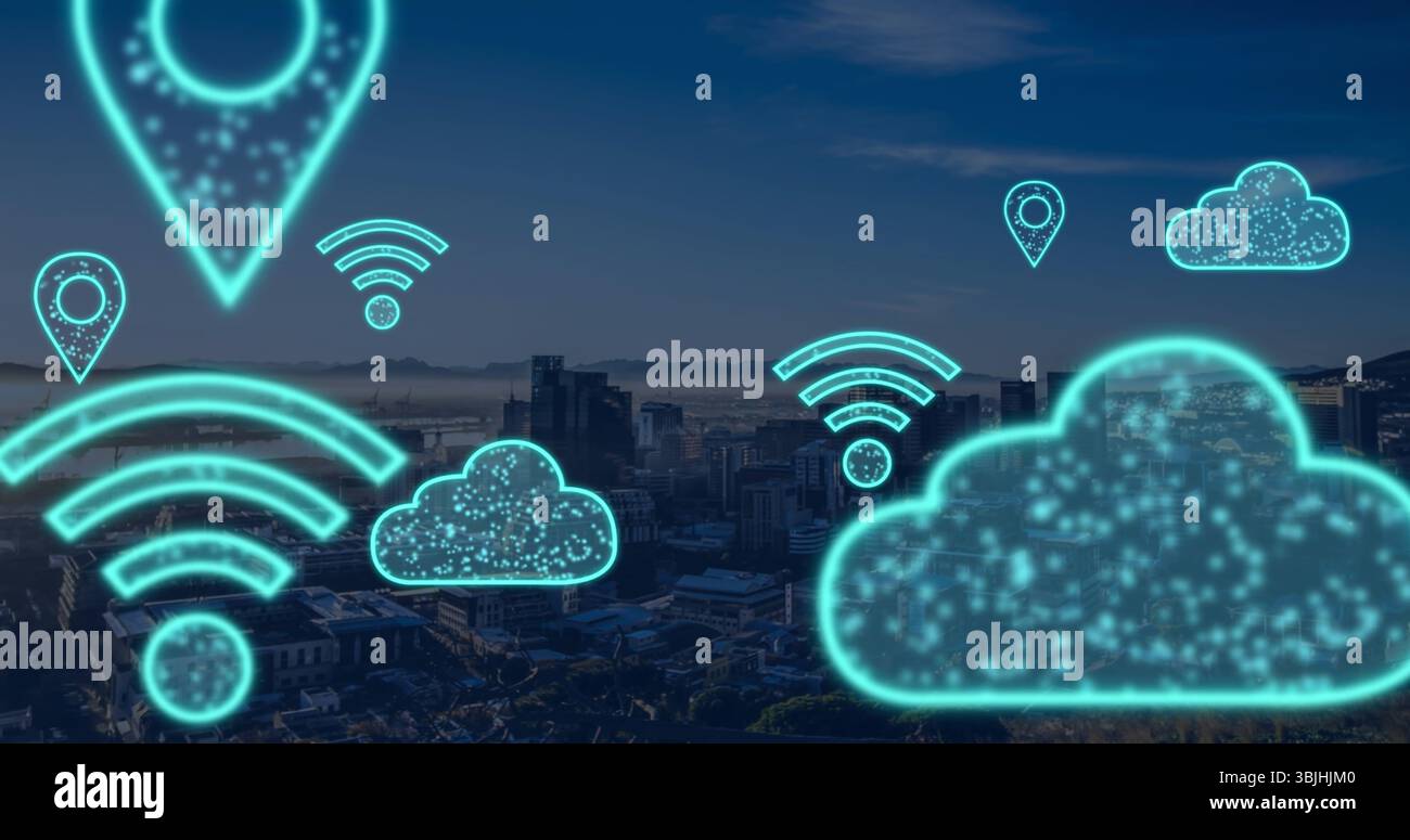 Un'icona di nuvola stilizzata che si muove sullo skyline al crepuscolo, con wi-fi e spille di posizione, spazio per copiare Foto Stock