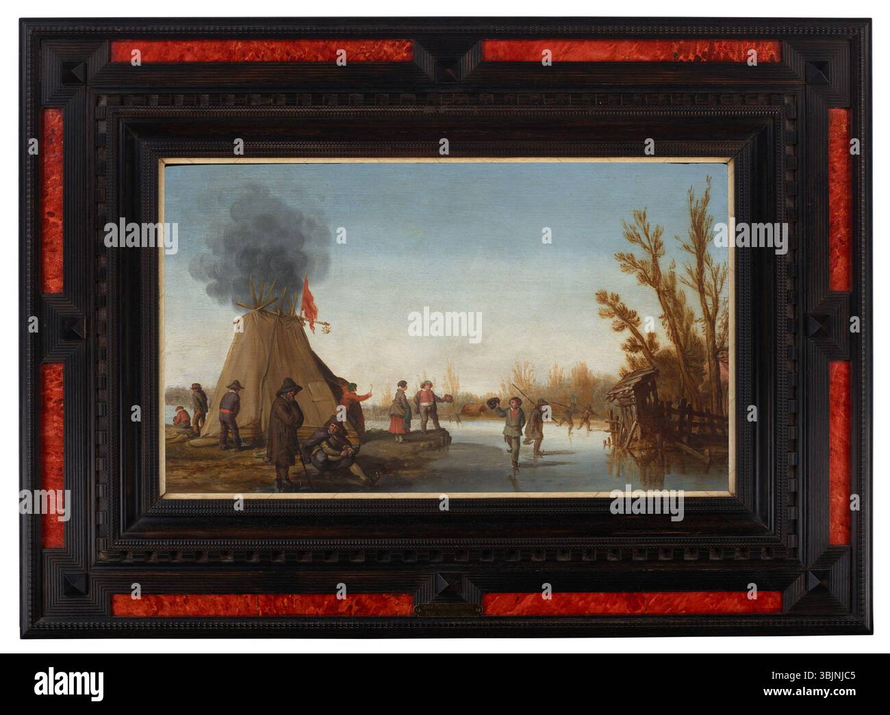 Joost Cornelisz Droochsloot (1586–1666) dipinse "Skaters on a Frozen Canal with a Koek-en-Zopie Tent" in olio su pannello. Questa scena invernale mostra i pattinatori su un canale ghiacciato, con una tenda calda che offre rinfreschi, catturando il fascino della vita invernale olandese nel XVII secolo. Foto Stock