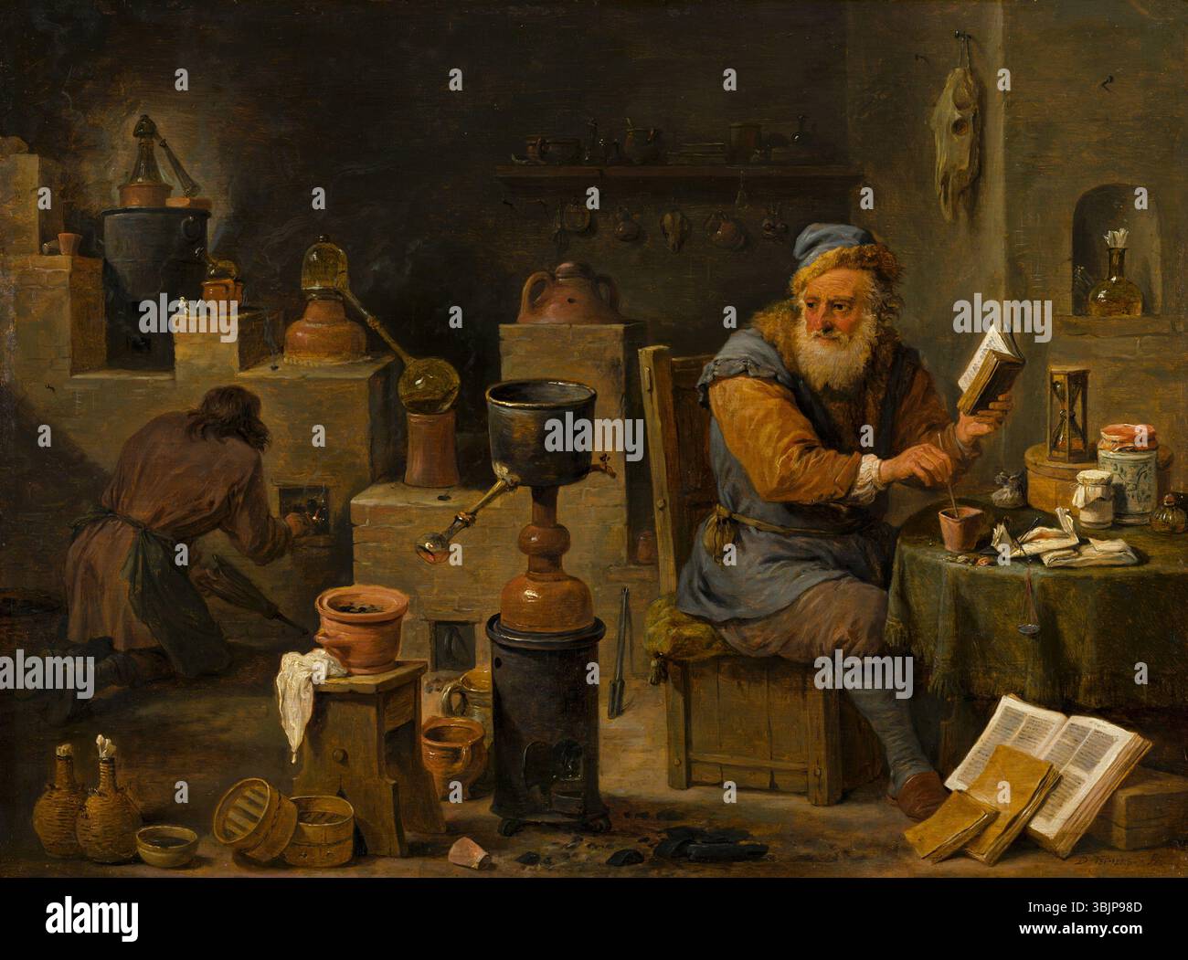 L'Alchimista, dipinto da David Teniers il giovane intorno al 1640-1650, raffigura un alchimista nel suo laboratorio. L'olio presente sul pannello cattura l'ambiente circostante e l'attività intellettuale dell'alchimista. Foto Stock