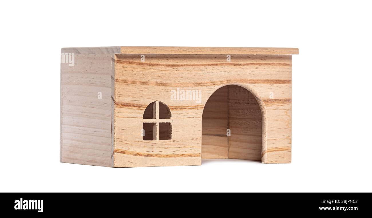 Casa in legno che fornisce un rifugio sicuro e confortevole per piccoli animali domestici, promuovendo il benessere e la sicurezza Foto Stock