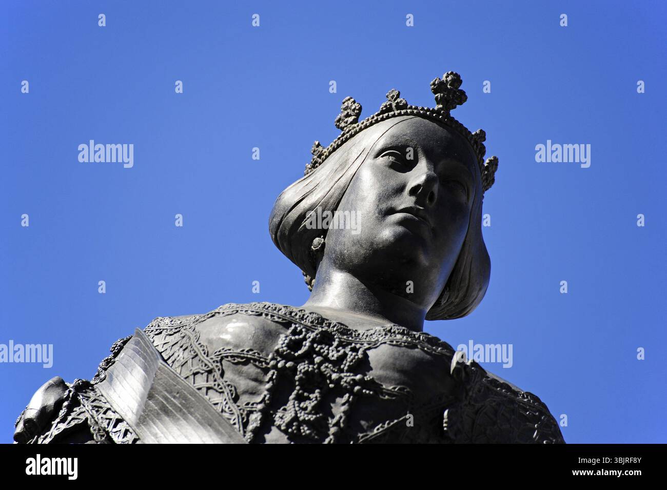 Statua della regina Isabella II, Plaza Isabel II, centro città, Madrid, Spagna, Europa Foto Stock