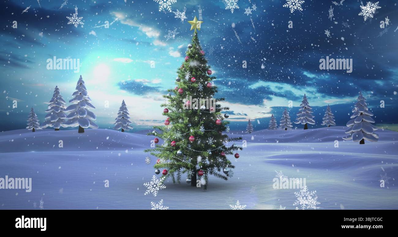 Abete in piedi con cima a stella dorata, palle d'argento rosso sulla neve, fiocchi di neve cadenti Foto Stock