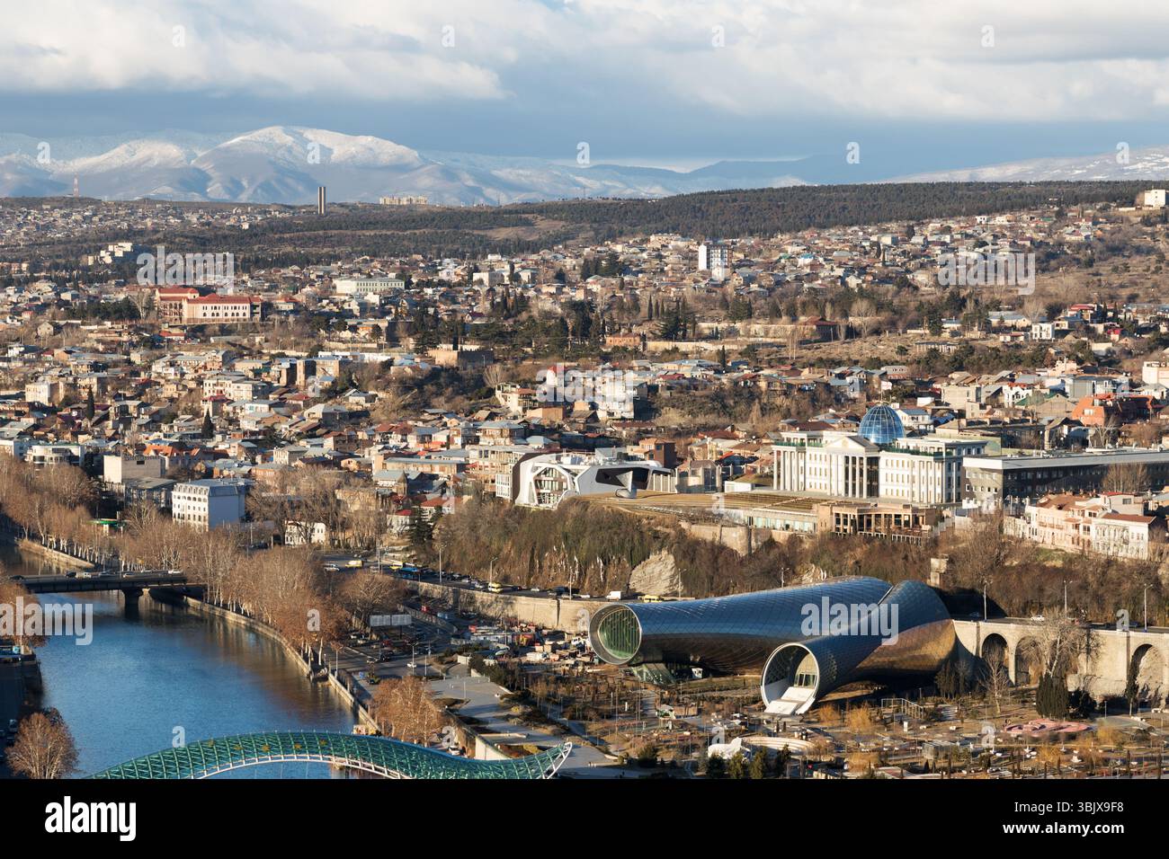 Centro di Tbilisi, capitale della Georgia in giornata di sole Foto Stock