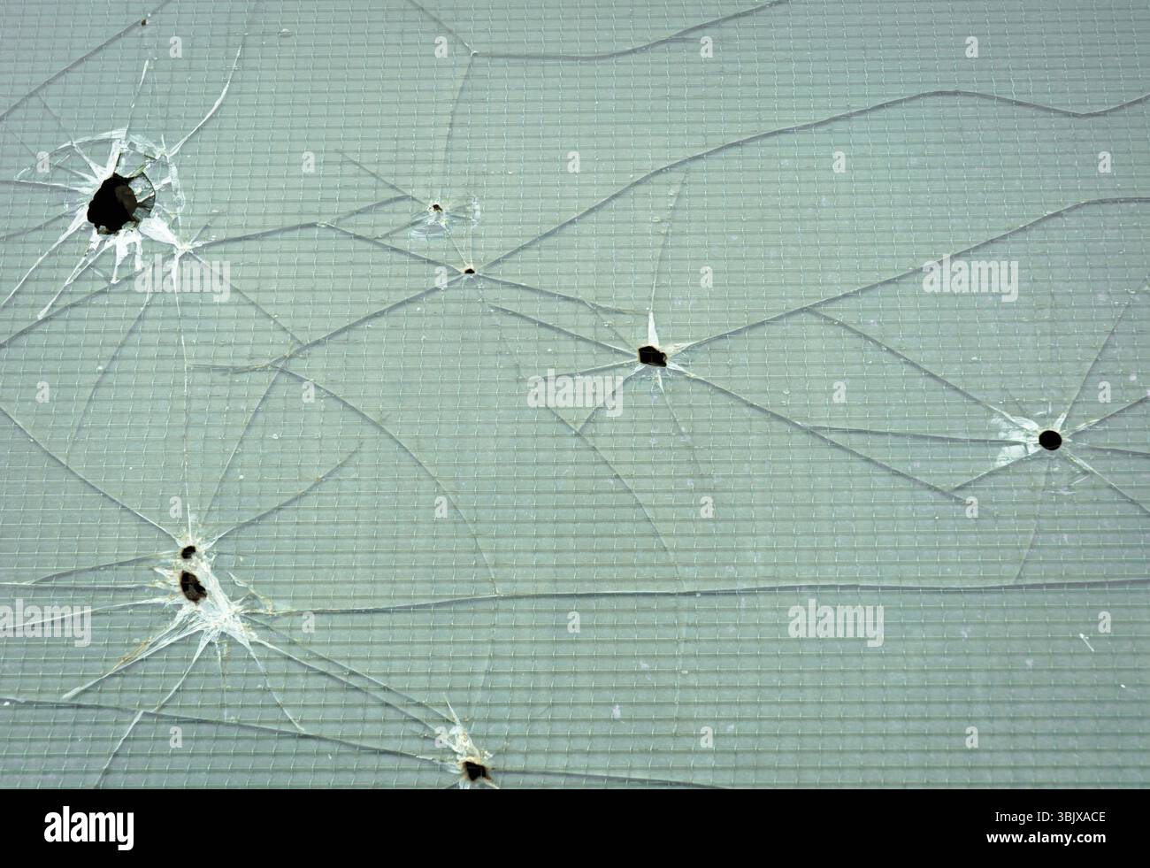 Sfondo astratto di una finestra incrinata Foto Stock