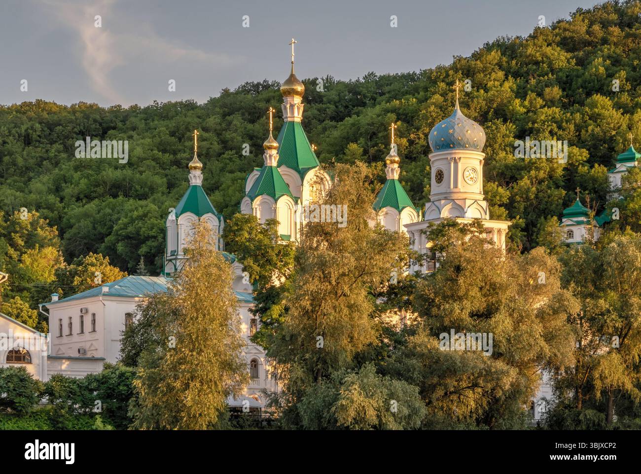 Le Sacre montagne Lavra a Svyatogorsk, Ucraina Foto Stock