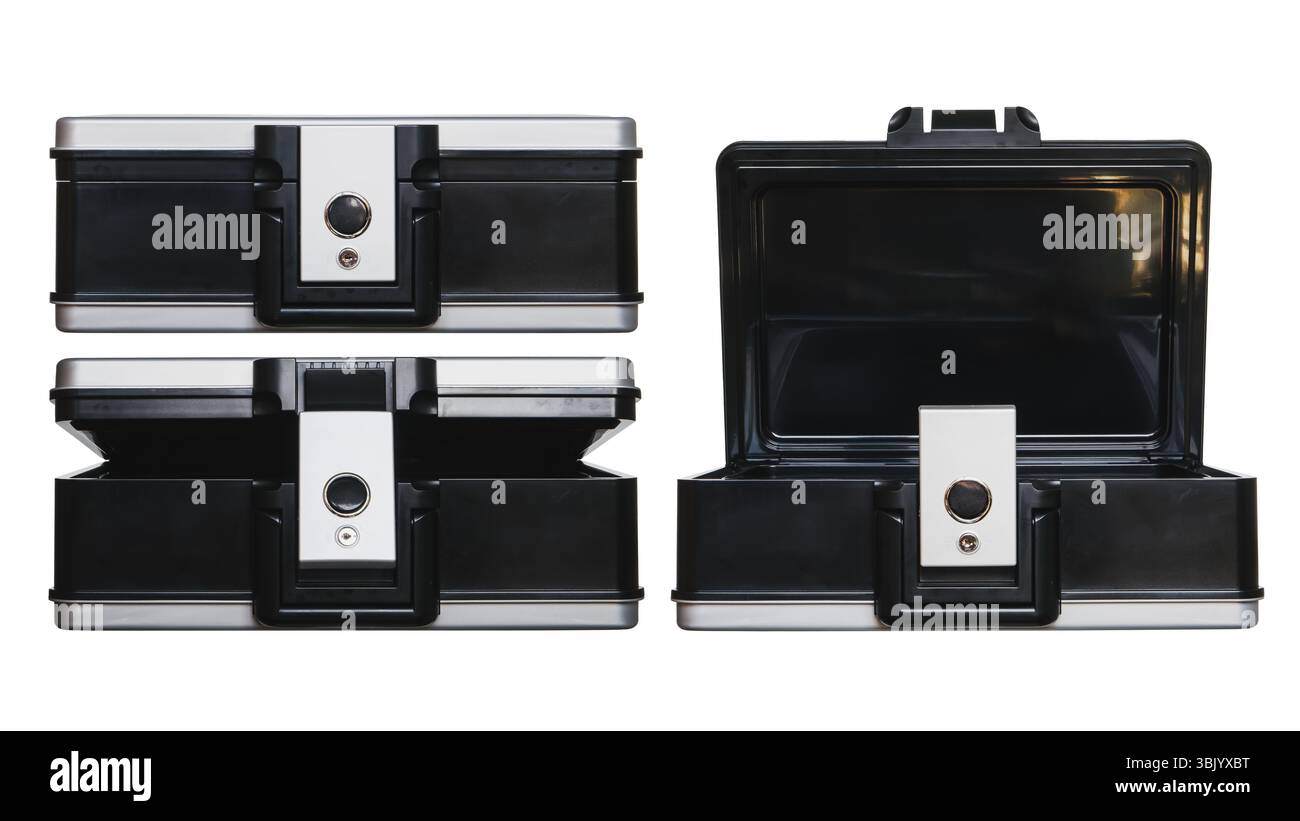 Una collezione di angolazioni multiple di una cassaforte portatile impermeabile e ignifuga su uno sfondo trasparente. Protezione di oggetti di valore in caso di incendio o inondazione. Foto Stock