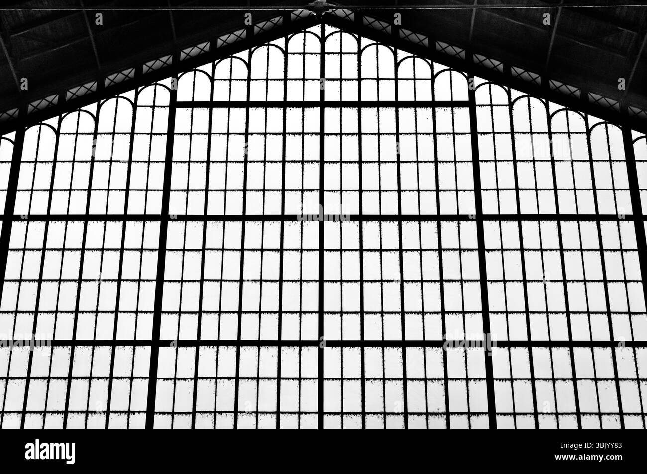 Foto artistica astratta di una stazione ferroviaria in Ungheria Foto Stock
