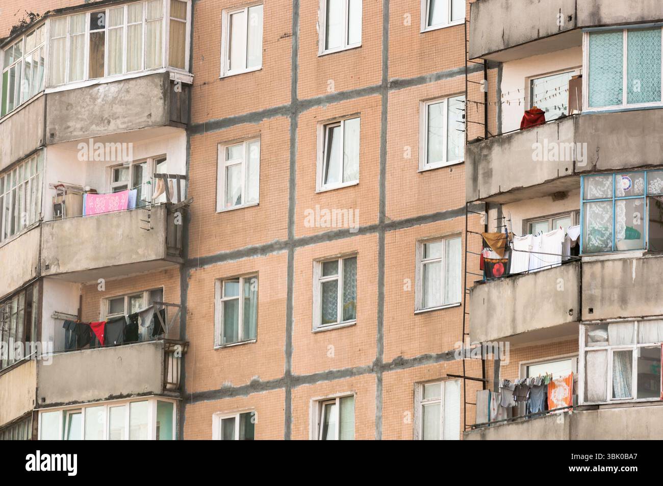Vecchio edificio residenziale Foto Stock